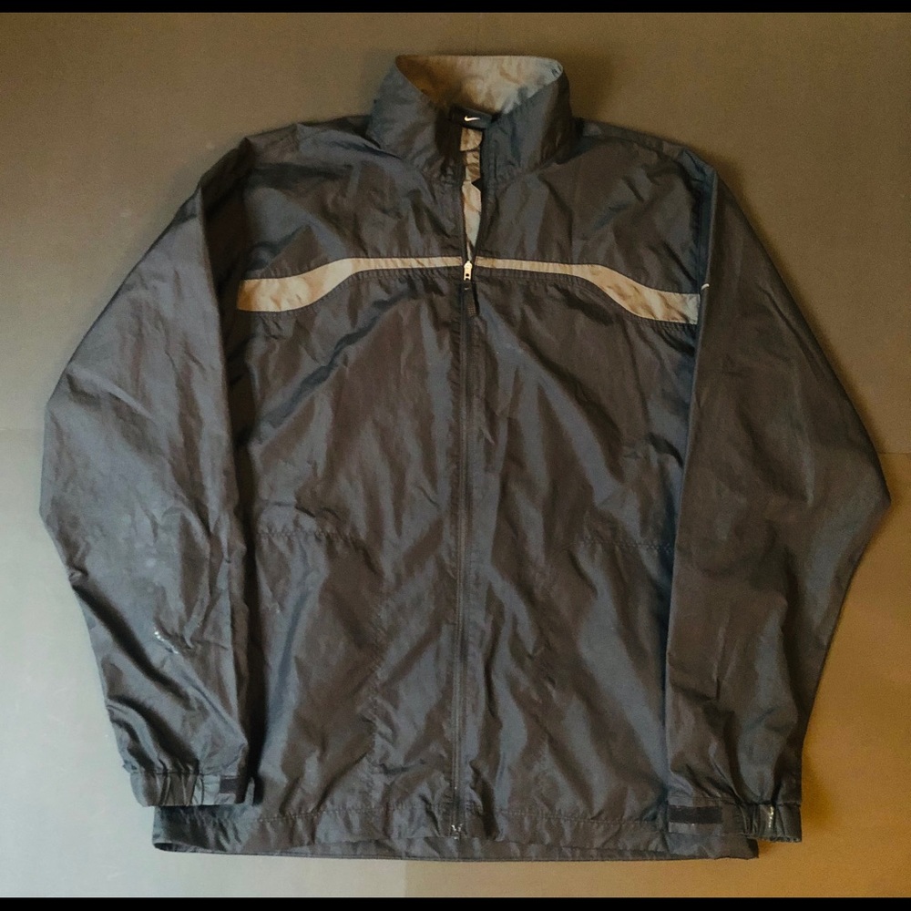 Nike Lightweight Windbreaker